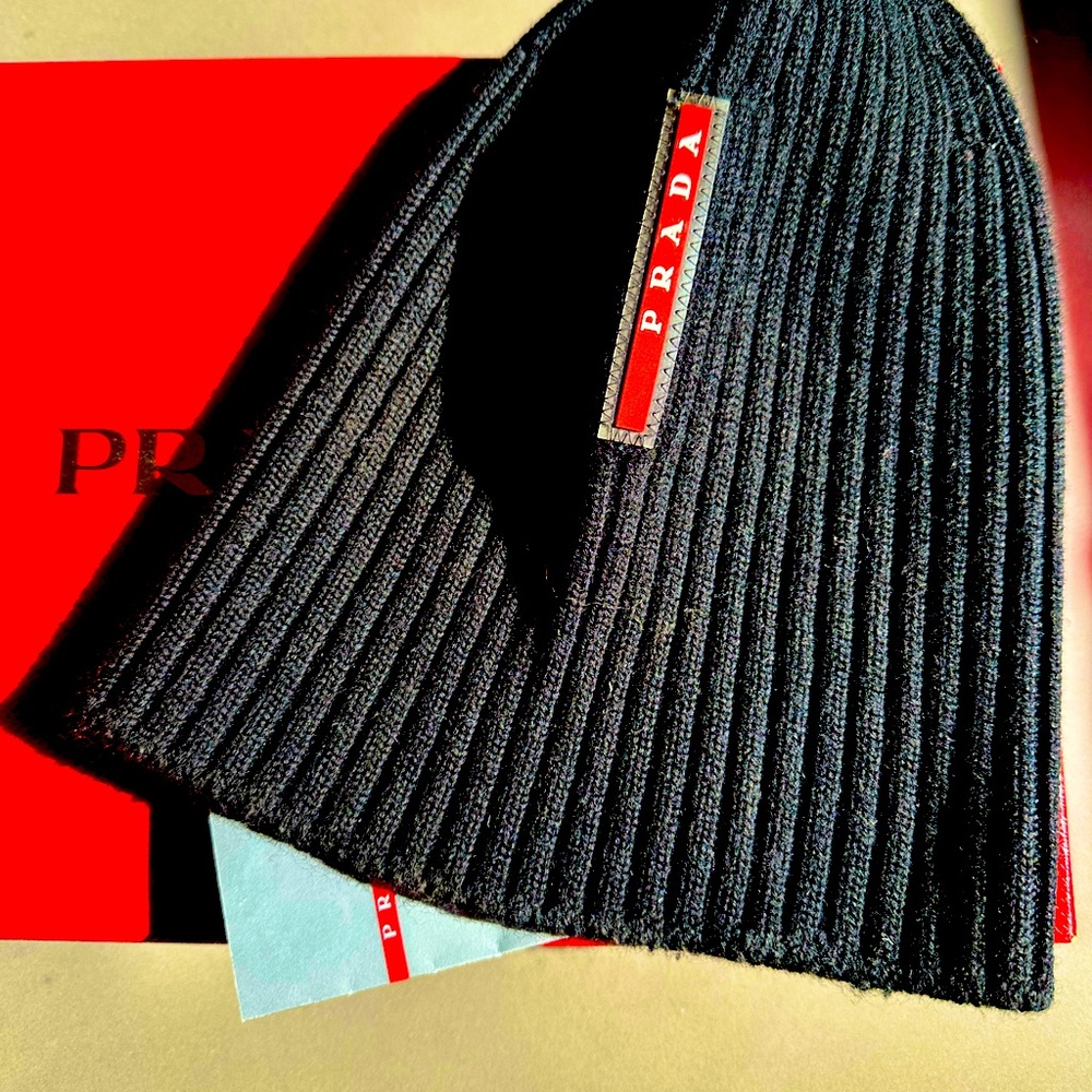 Prada cashmere and wool knit hat